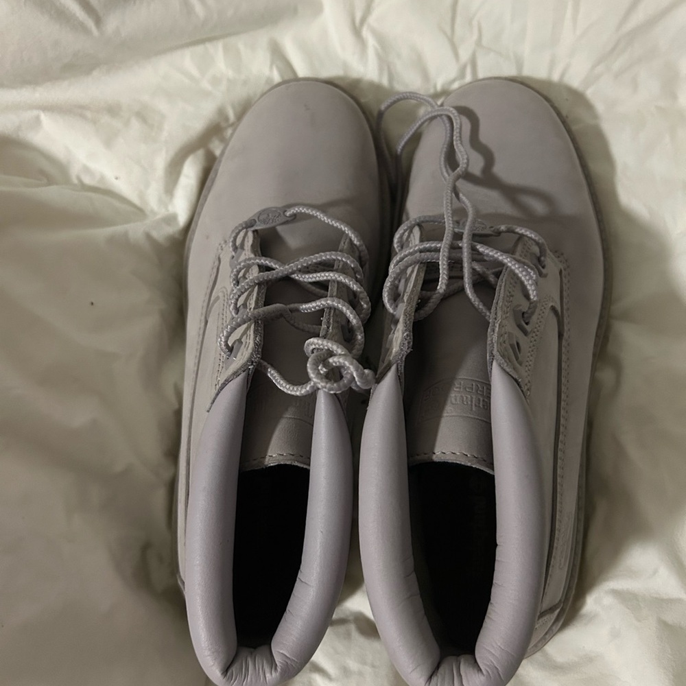 Timberland Gray Boots Durable Lace-Up Design